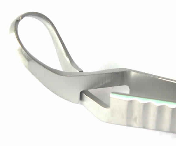 ADDLER TOWEL CLIP